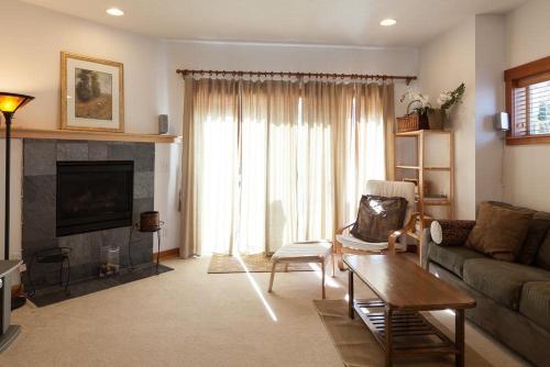Venturi-river/mt Vw-2br/2.5ba