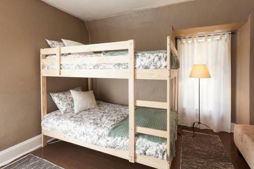 Lucky-mtn View-ac-4br/2ba