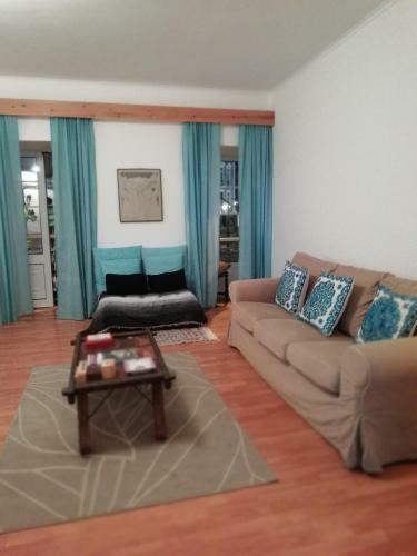 Marina Lounge Home