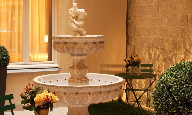 Saint-honor� Hotel
