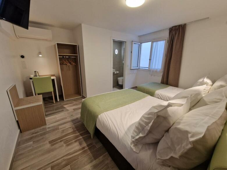 H�tel De La Herse D'or Hotel