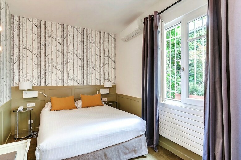 Passy Eiffel Hotel