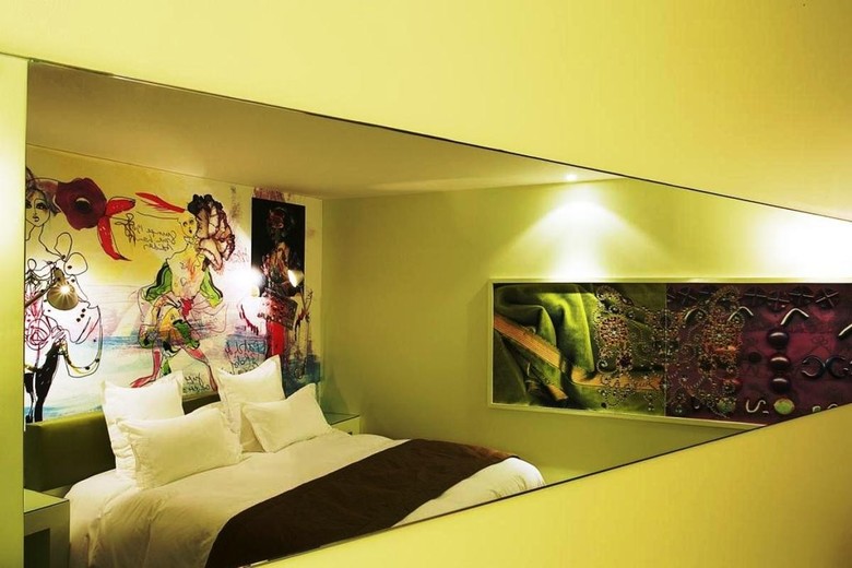 Du Petit Moulin Hotel