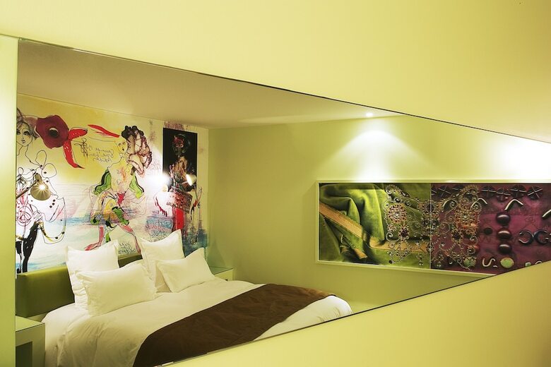 Du Petit Moulin Hotel