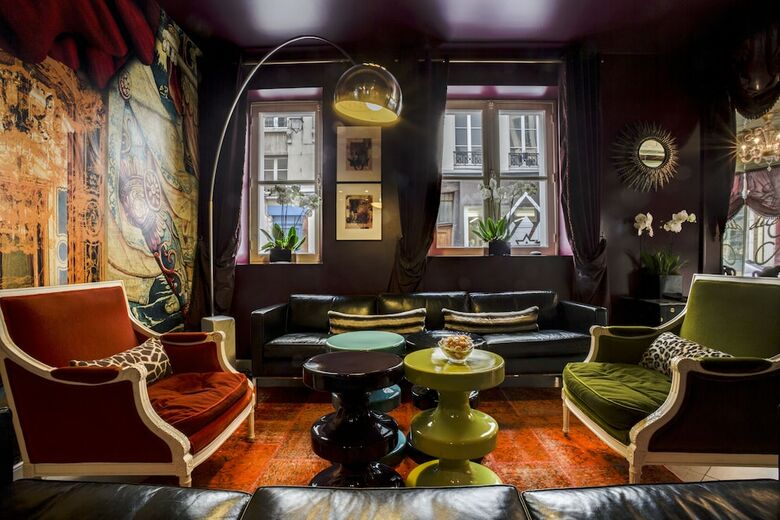 Du Petit Moulin Hotel