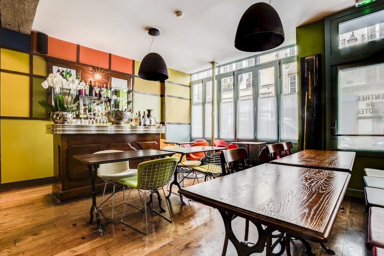 Du Petit Moulin Hotel