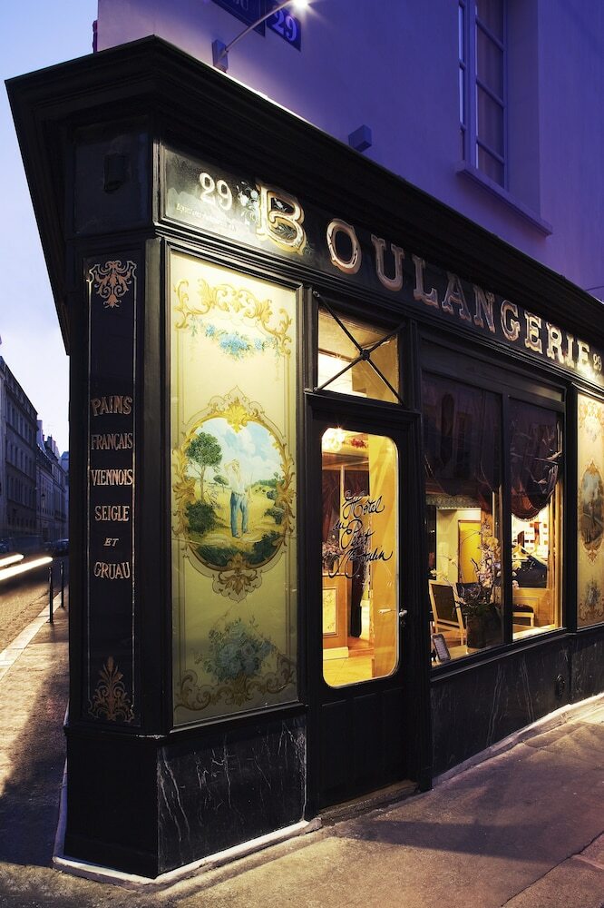 Du Petit Moulin Hotel