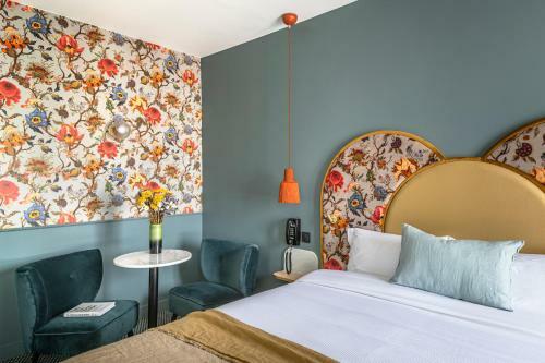 De La Paix Montparnasse Hotel