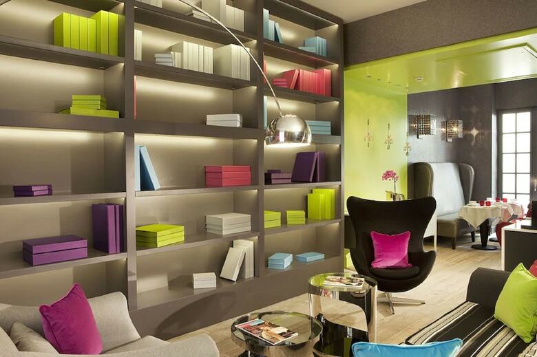 Le Petit Paris Hotel