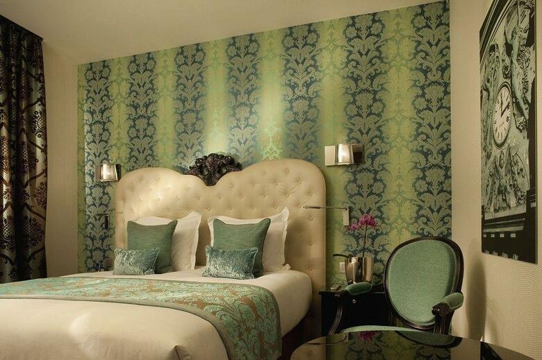 Le Petit Paris Hotel