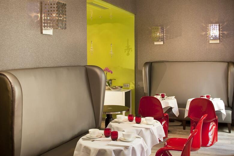 Le Petit Paris Hotel