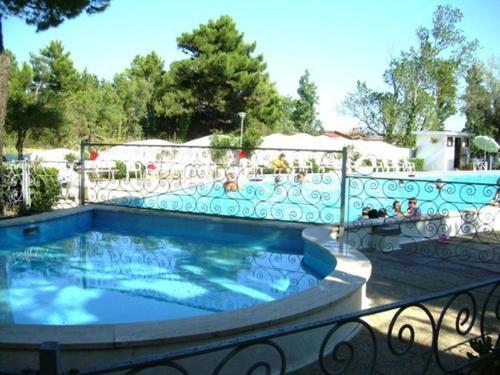 Apartment In Rosolina Mare 24927