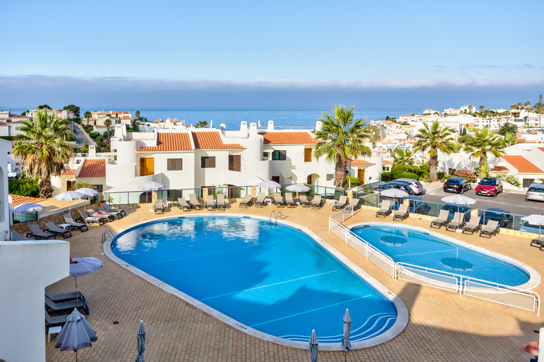 Monte Dourado Aparthotel