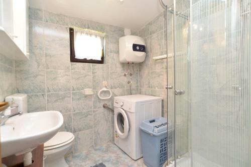 House Rudi 1504