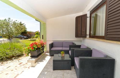 House Rudi 1504