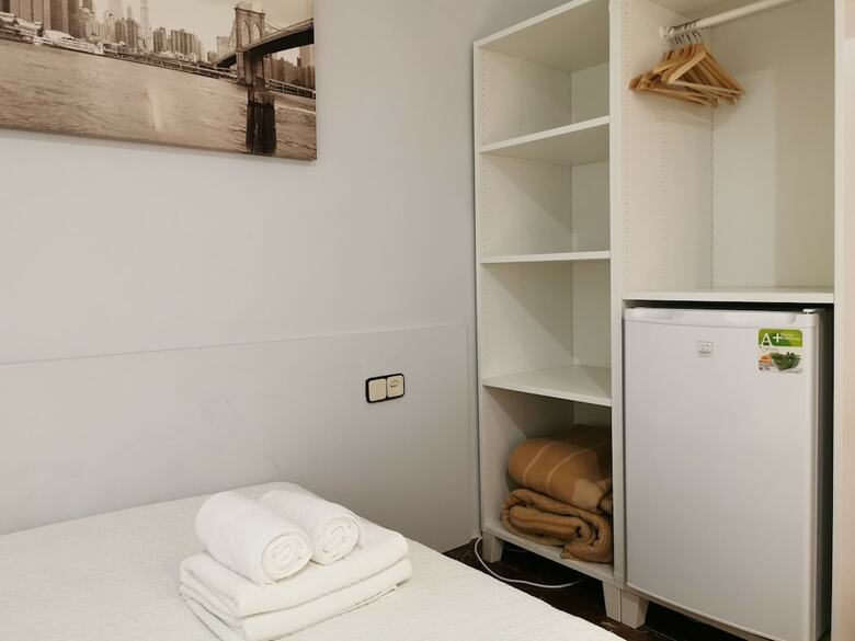 Barcelona City Street Hostel