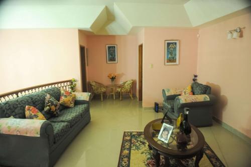 Eagle's Nest Hostel