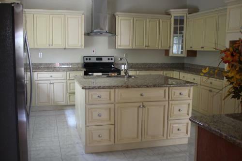 The Royal Kensington Villa