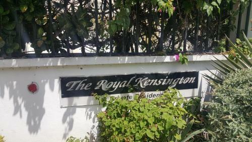 The Royal Kensington Villa