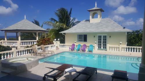 The Royal Kensington Villa