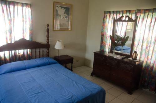 Ocean Crest Villa Hostel