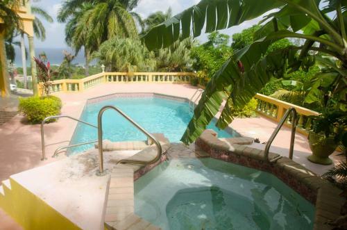 Ocean Crest Villa Hostel