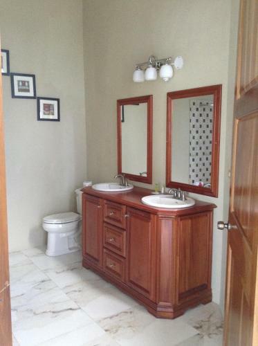 Waters Edge Villa
