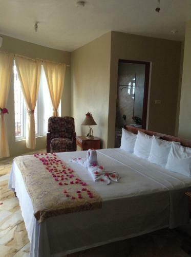 Waters Edge Villa