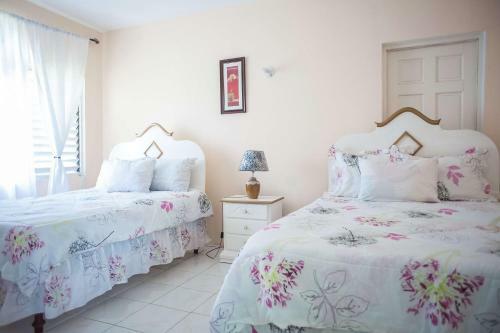 Diamond Villa & Suites Hotel