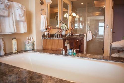 Palmyra Luxury Beach Condos Apartments