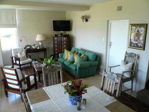 Hermanus Beach Villa Hotel