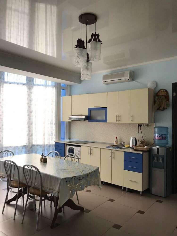 Kavkaz Hotel Hostel