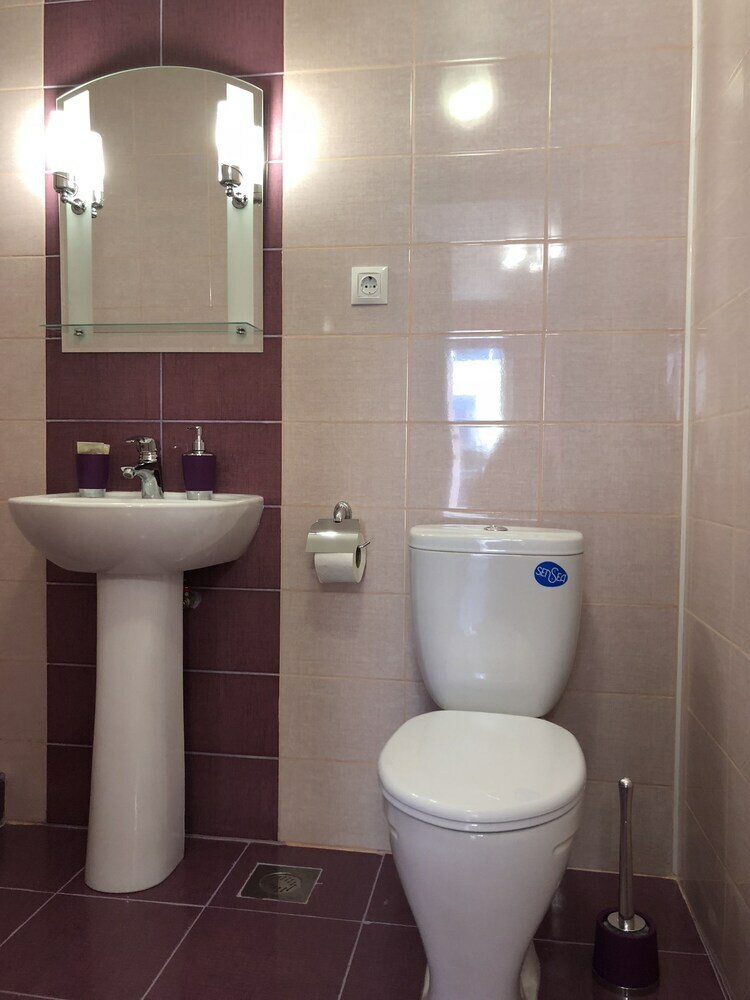 Kavkaz Hotel Hostel