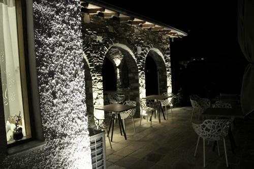 Zeus Hotel