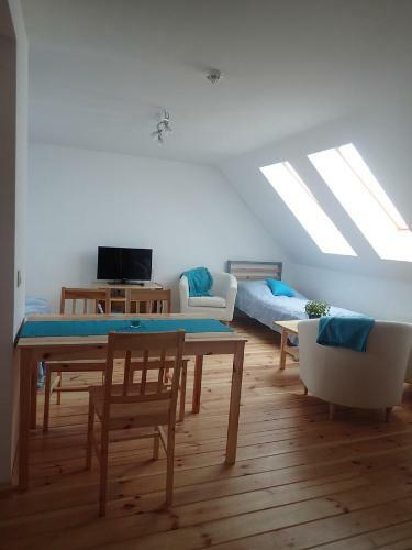 Boldogk?h�z Hostel