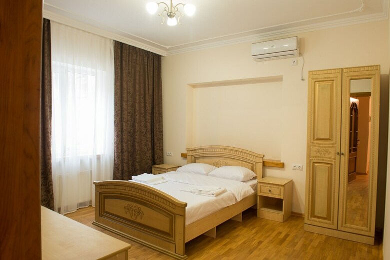 Hotel Teplo Hostel