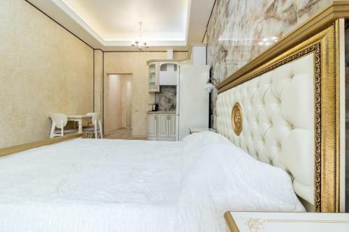 Versailles Black Sea Apartment