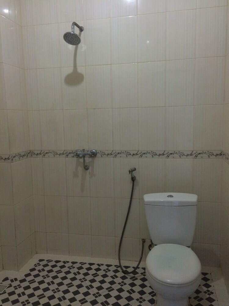 Suka Beach Inn Hotel