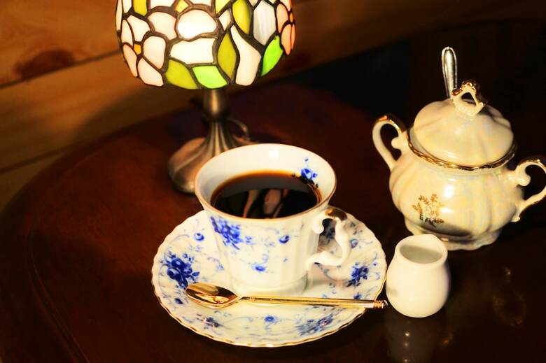 Retro Boy Coffee Hotel