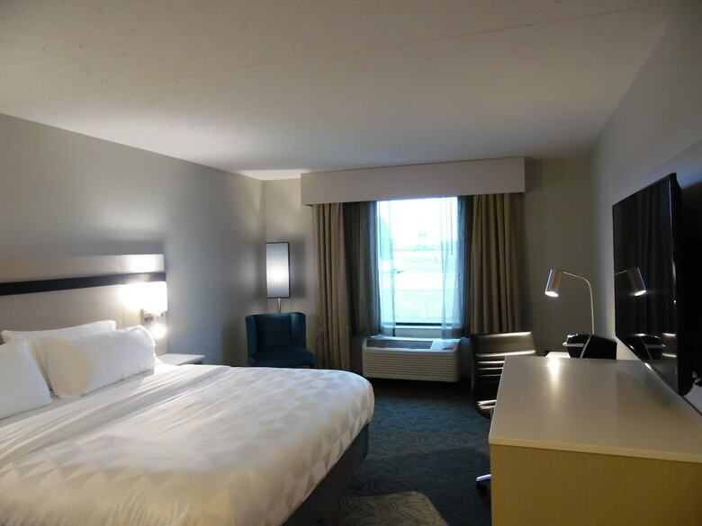 Holiday Inn Bloomington - Normal Hotel