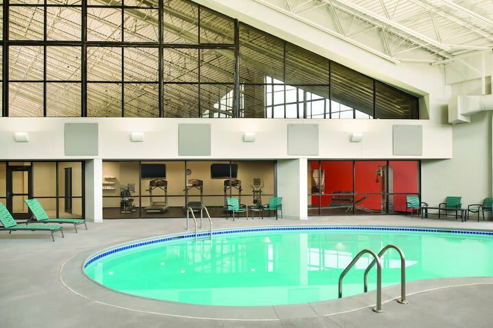 Holiday Inn Bloomington - Normal Hotel
