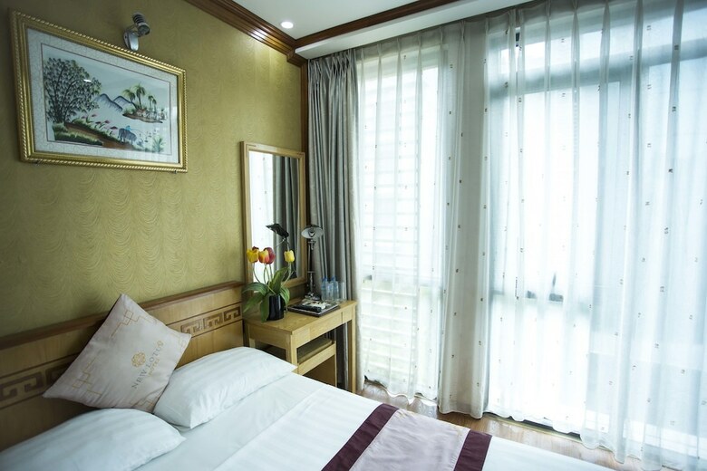 New Lotus Hotel