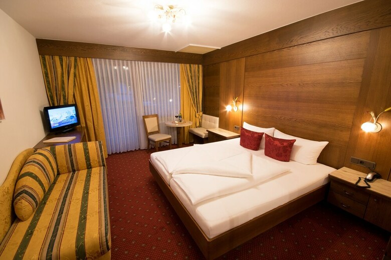 Garni Bellaria Hostel