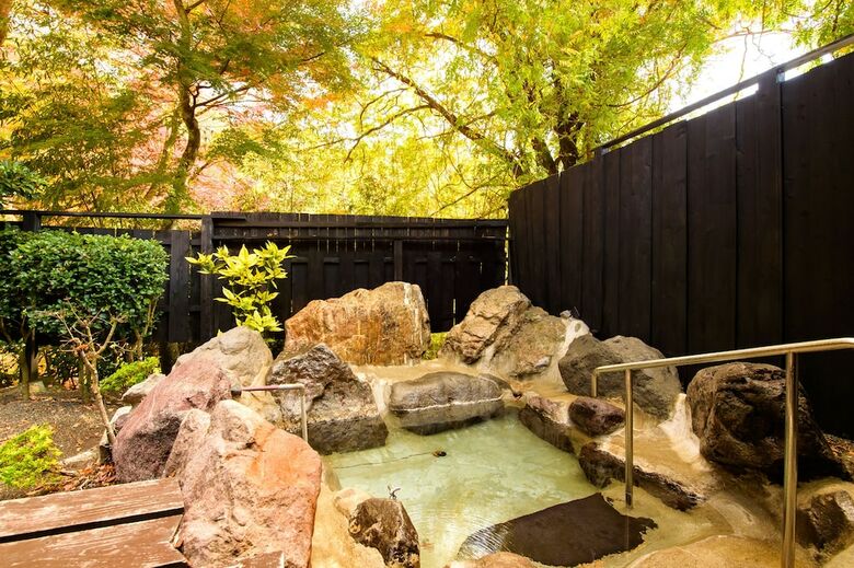 Yufuin Ryoan Wazanhou