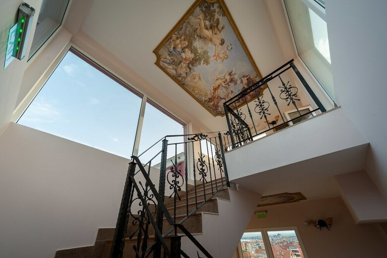 Roel Residence Apartments