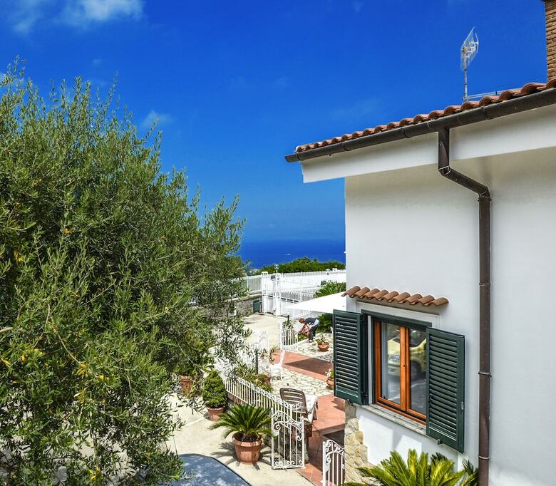 Villa Loto