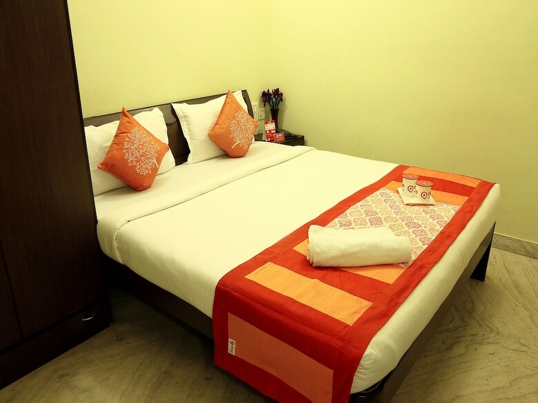 Oyo 3653 Second House Hotel