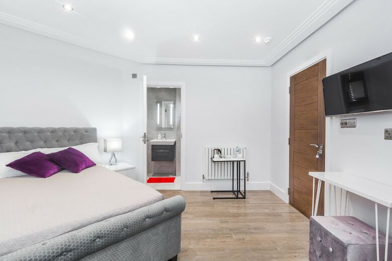 Goldbeaters House Hotel