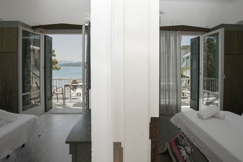Neorio Bay Hotel