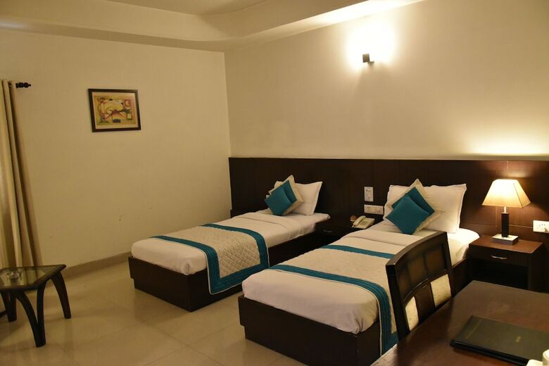 Hotel Impress